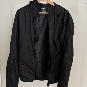 The North Face Men's Black Packable Hooded Windbreaker Mountain Jacket